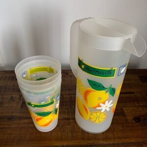 Retro 70's Lemonade 4 Tumblers Glasses Pitcher